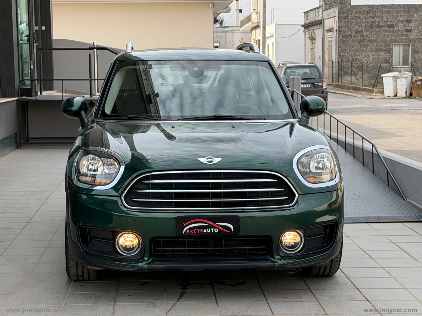 Mini Cooper D Countryman ALL4 AUT. - immagine 2