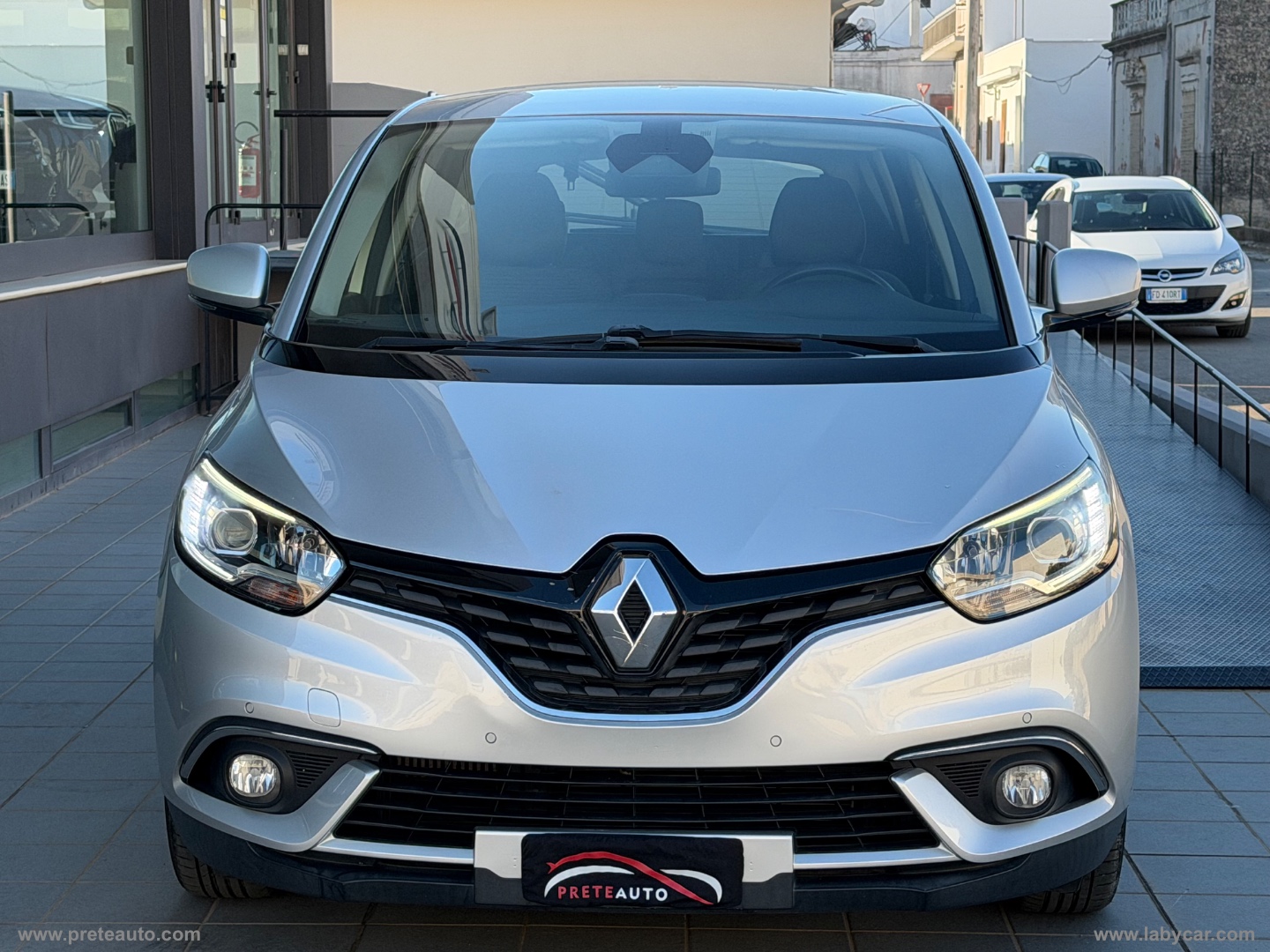 Scénic dCi 8V 110 CV EDC Energy Intens - immagine 2