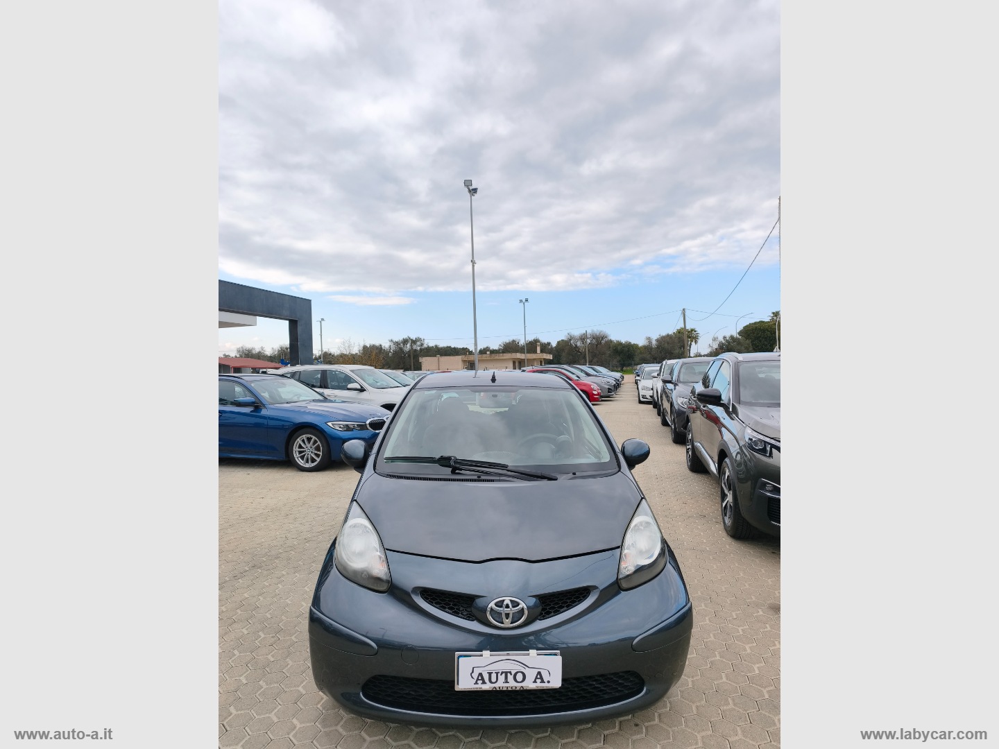 Aygo 1.0 VVT-i 5p. Sol - immagine 2