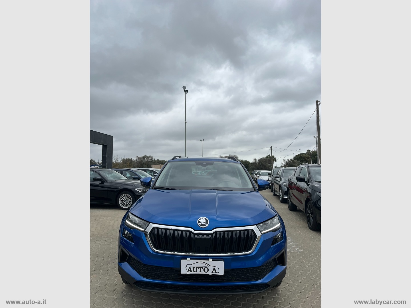 Karoq 2.0 TDI 115 CV Selection - immagine 2