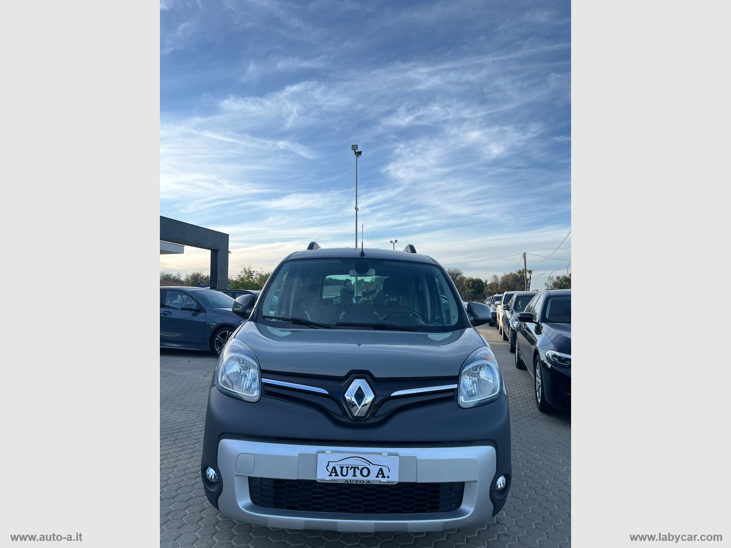 Kangoo 1.5 dCi 90 CV 5p. S&S Live - immagine 2