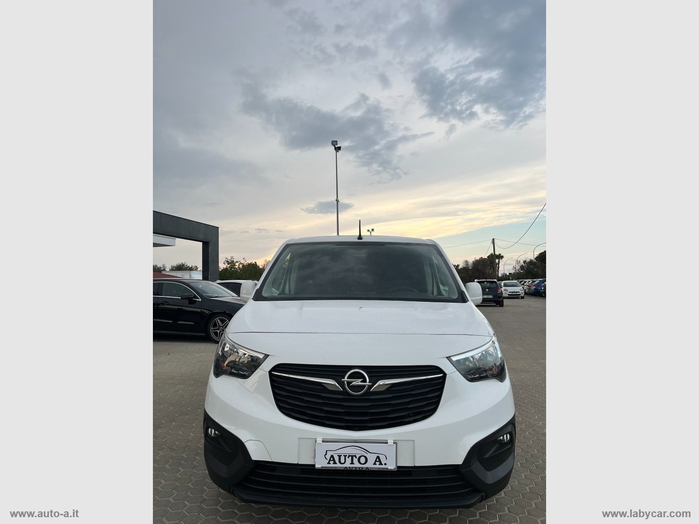 Combo Cargo 1.5 D 100 S&S 3 POSTI. - immagine 2