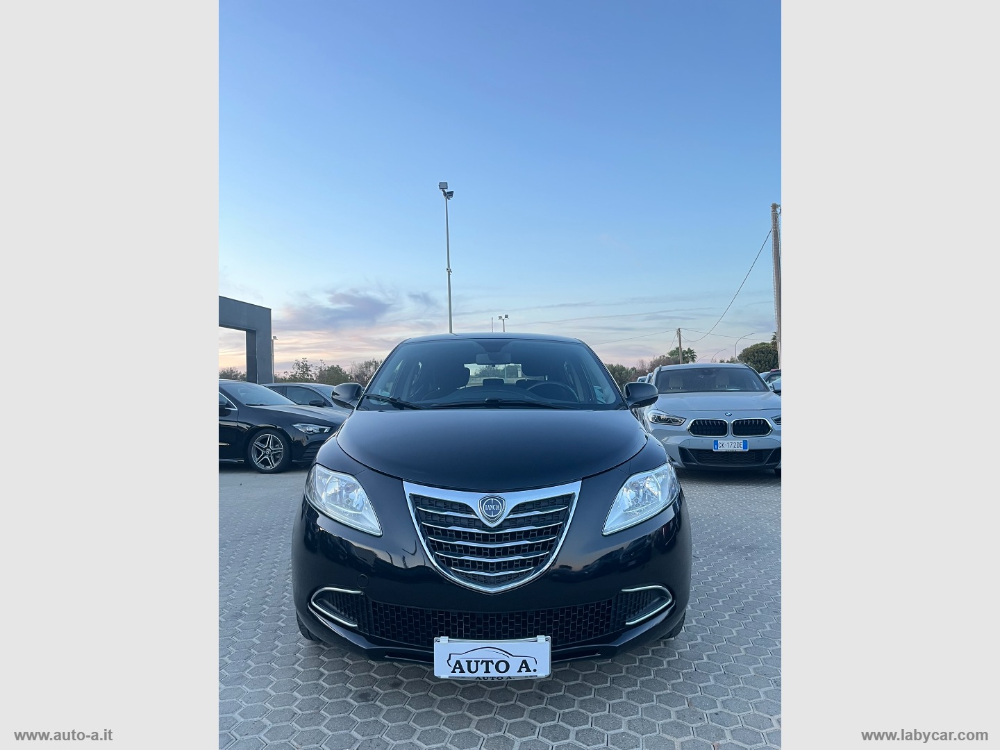 Ypsilon 1.2 69 CV 5p. S&S Silver - immagine 2