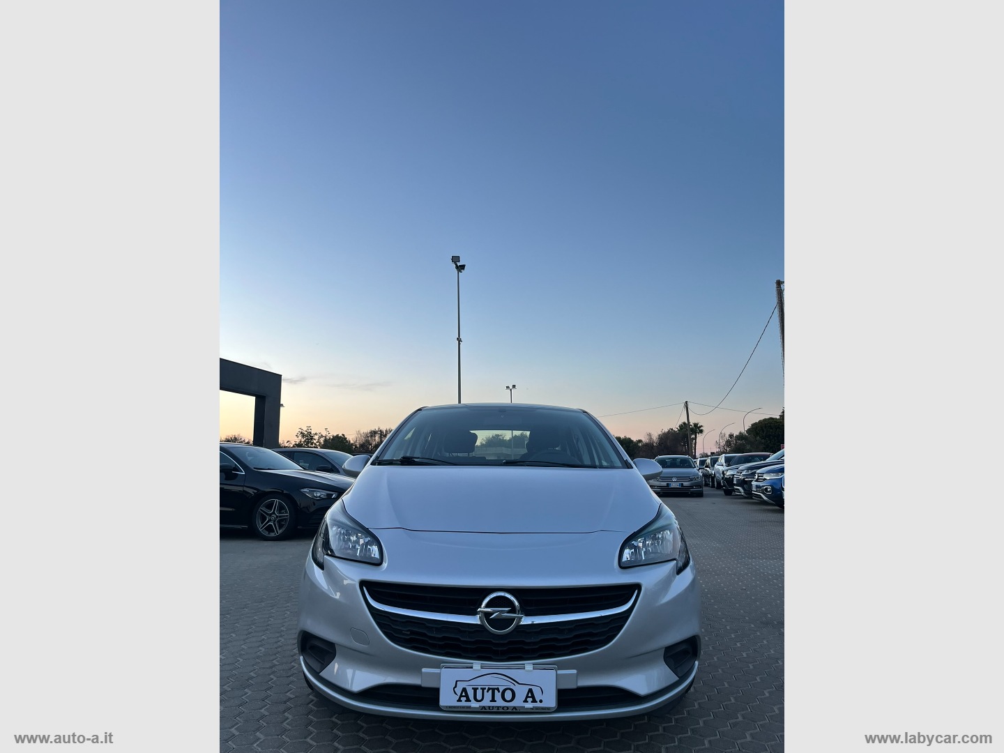 Corsa 1.2 5p. Innovation - immagine 2