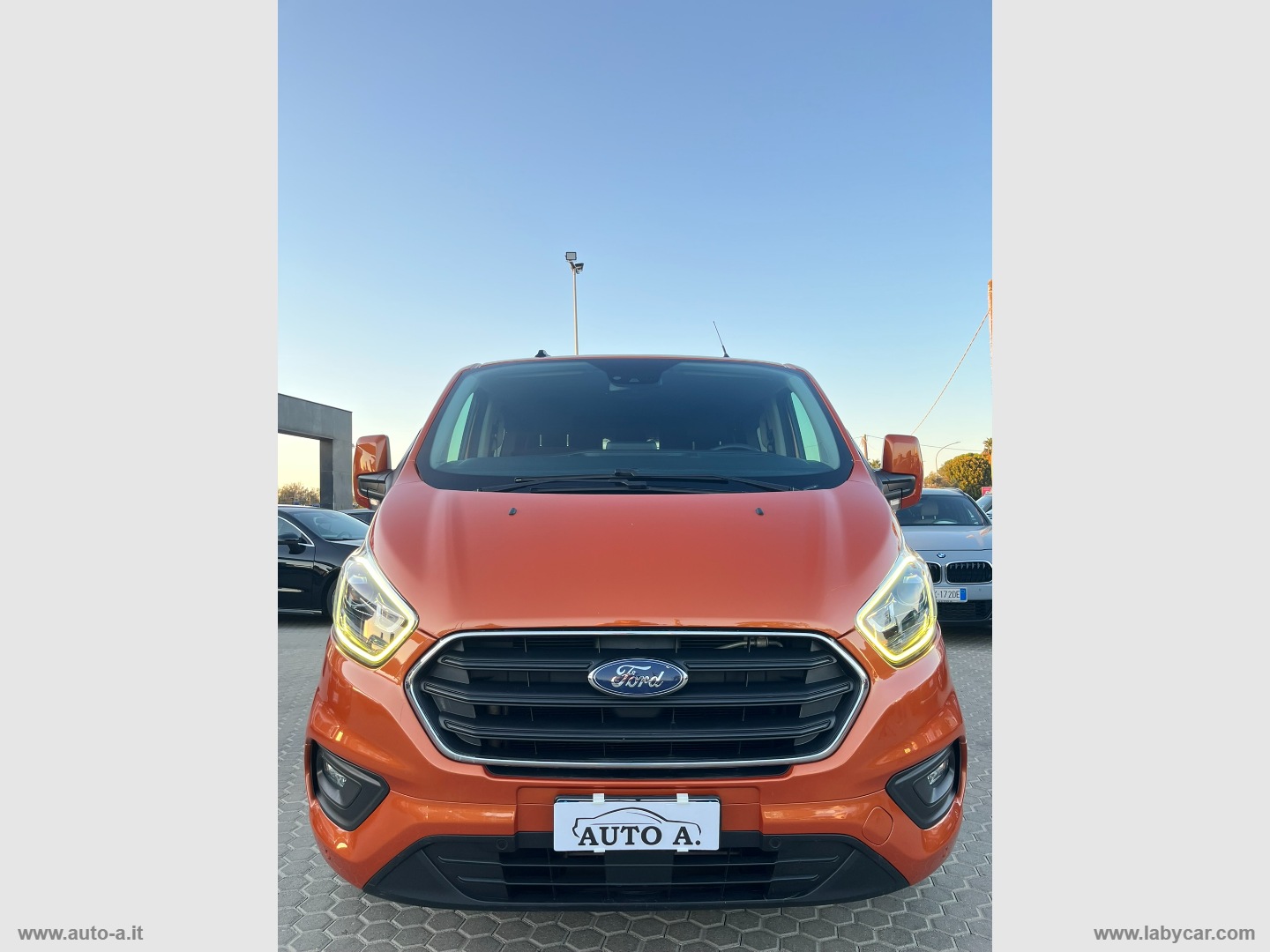 TRANSIT CUSTOM 2.0 TDCI 170 CV TITANIUM 5 POSTI - immagine 2