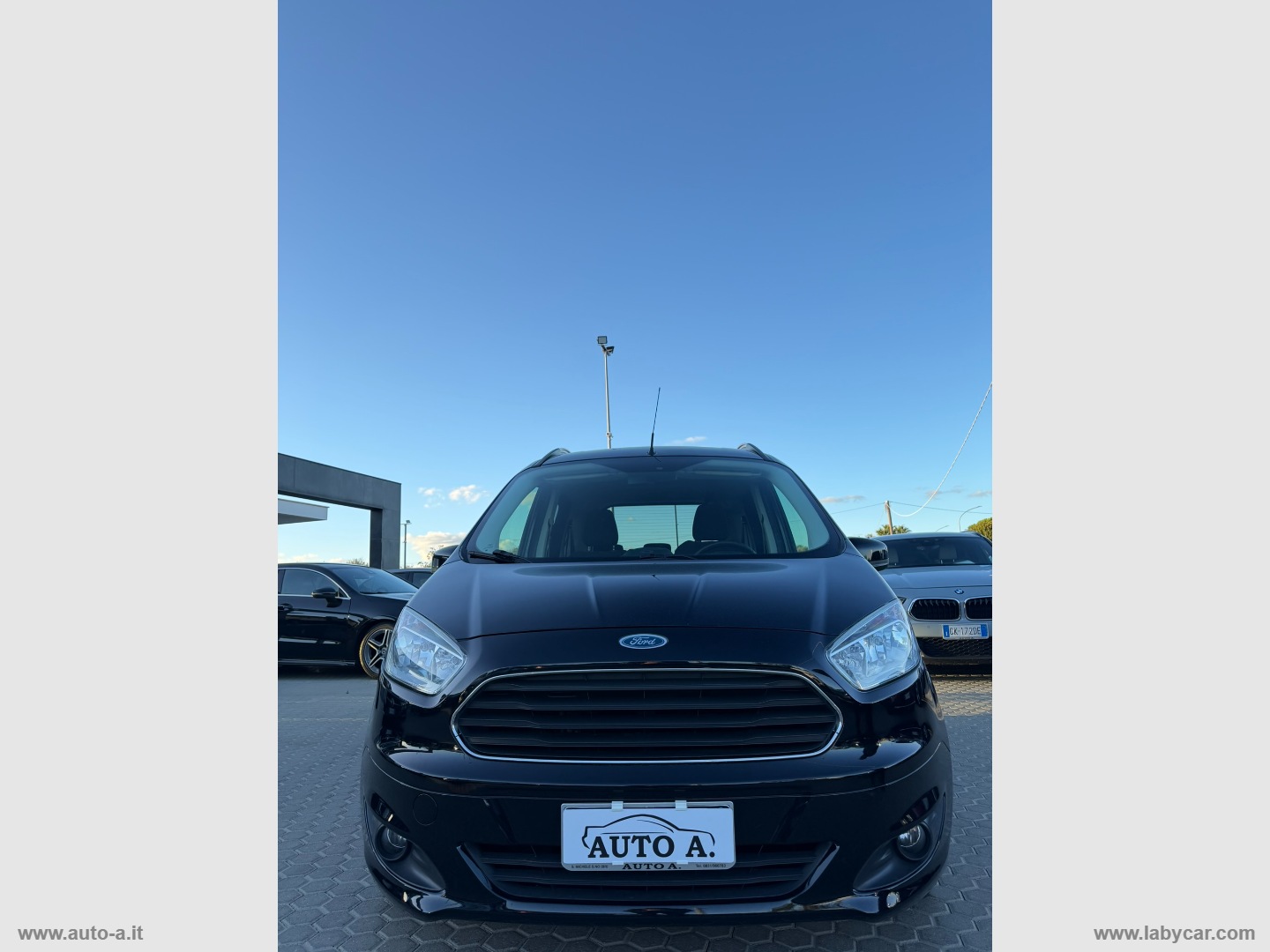 Tourneo Courier 1.0 EcoBoost 100 CV TITANIUM - immagine 2