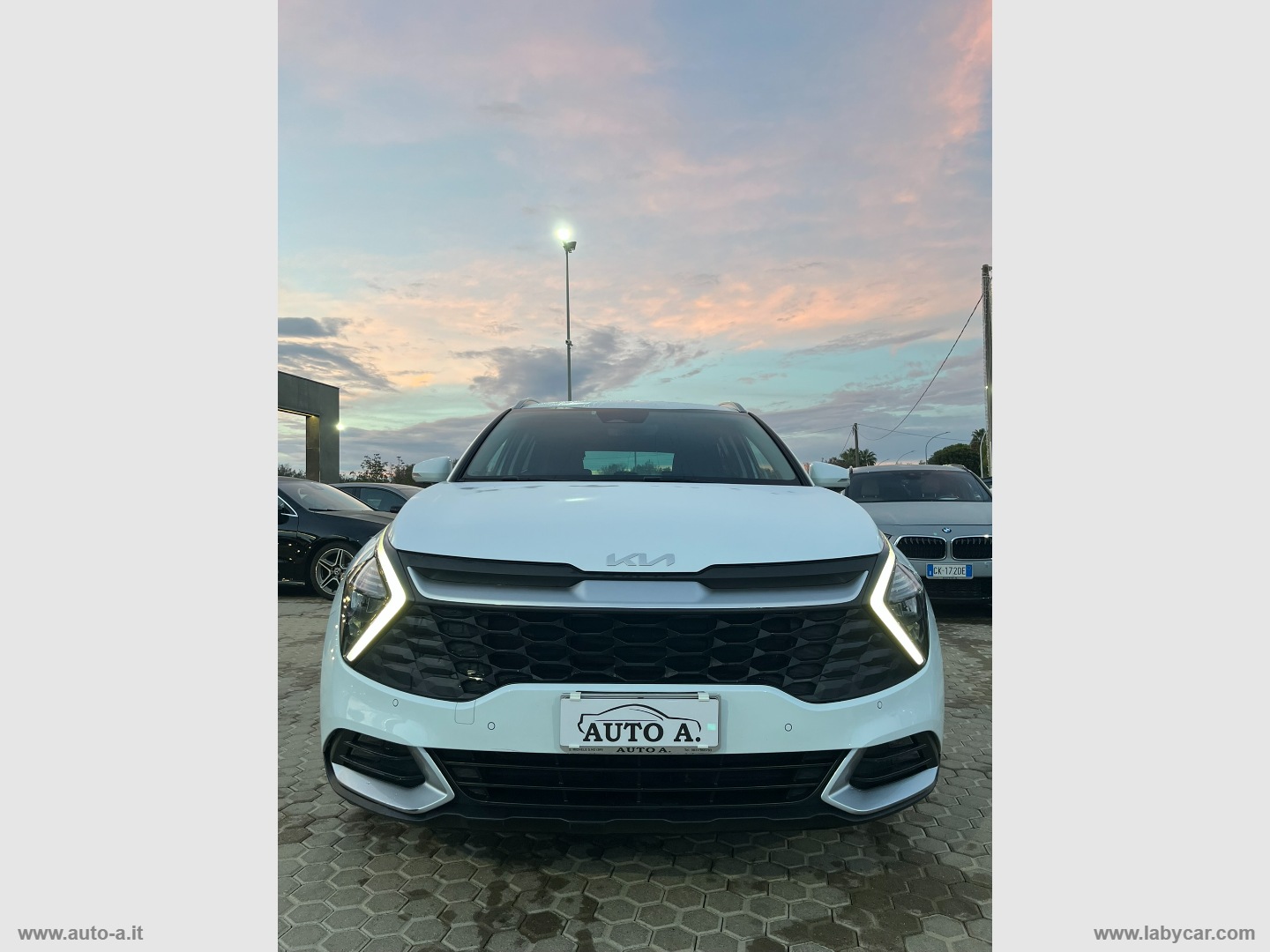 Sportage 1.6 CRDi MHEV Style 60.000 KM - immagine 2