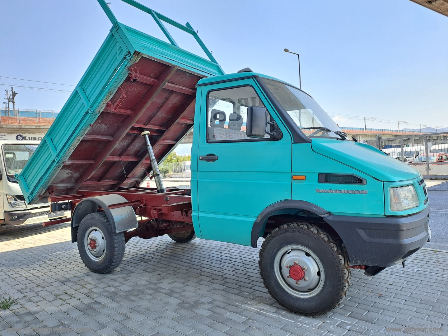DAILY 35 E 10 RIBALTABILE 4X4 - immagine 2