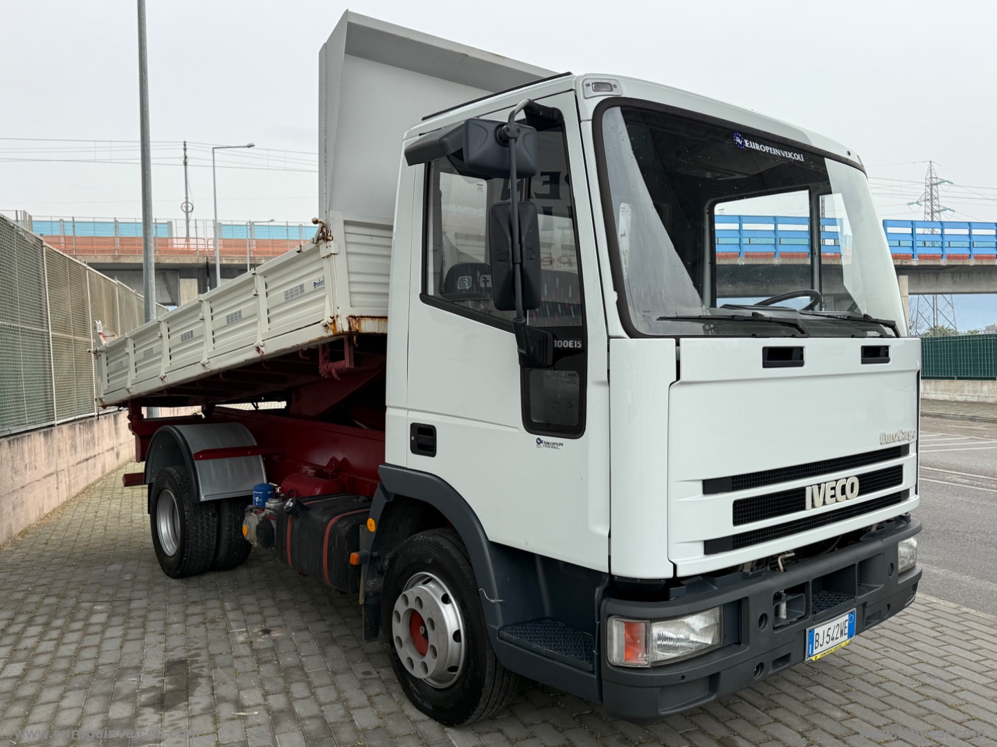EUROCARGO 100E15 RIBALTABILE RIB A CARRELLO - immagine 2