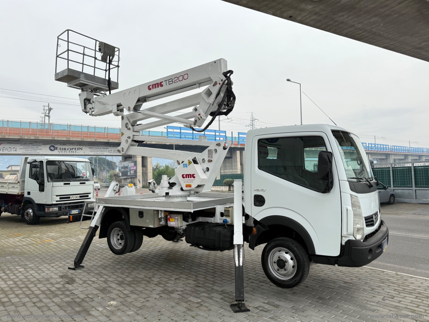 Maxity 110.35/5 2.5 DXi PL-RG Cabinato PIATTAFORMA AEREA CESTELLO - immagine 2