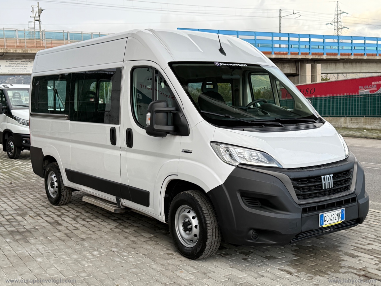 Ducato 33 2.2 Mjt 140 PM-TM Combi - immagine 2