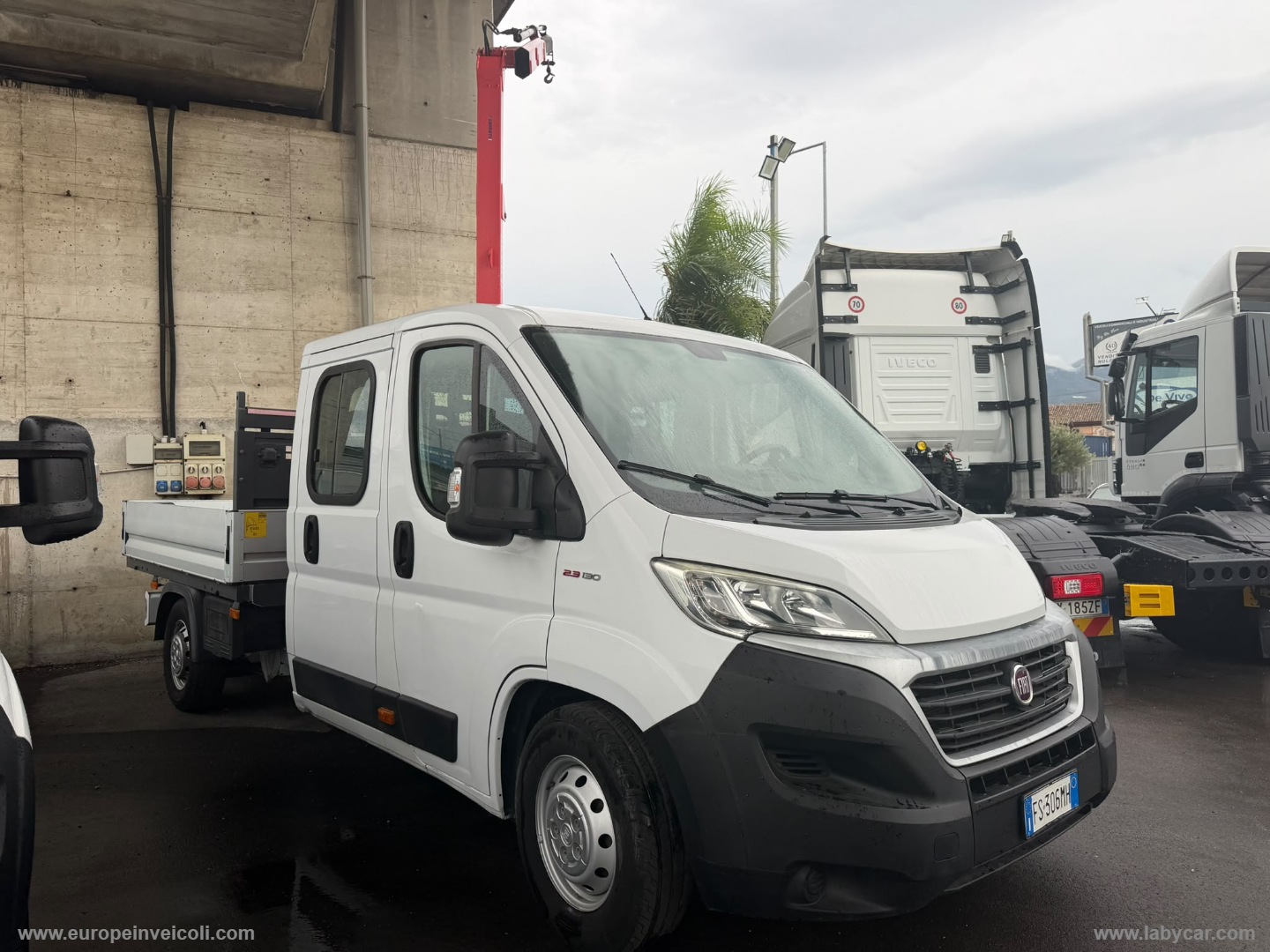 Ducato 35 2.3 MJT CASSONE FISSO CON GRU FASSI DIETRO CABINA - immagine 2