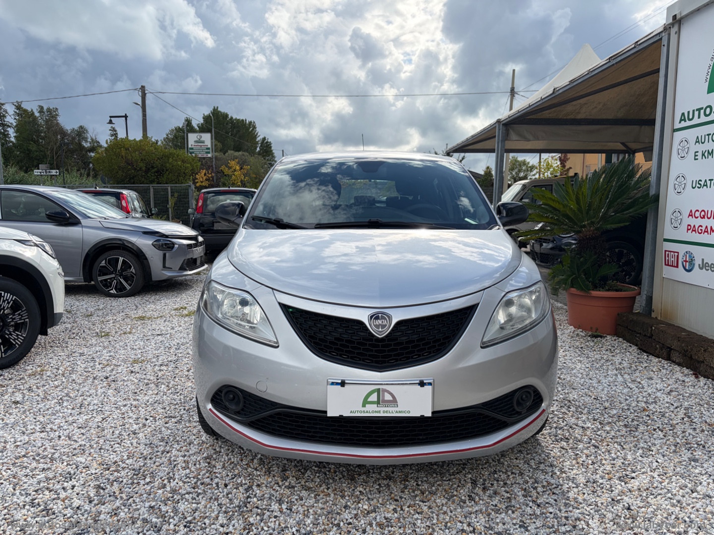 Ypsilon 1.2 69 CV 5p. S&S Gold - immagine 2