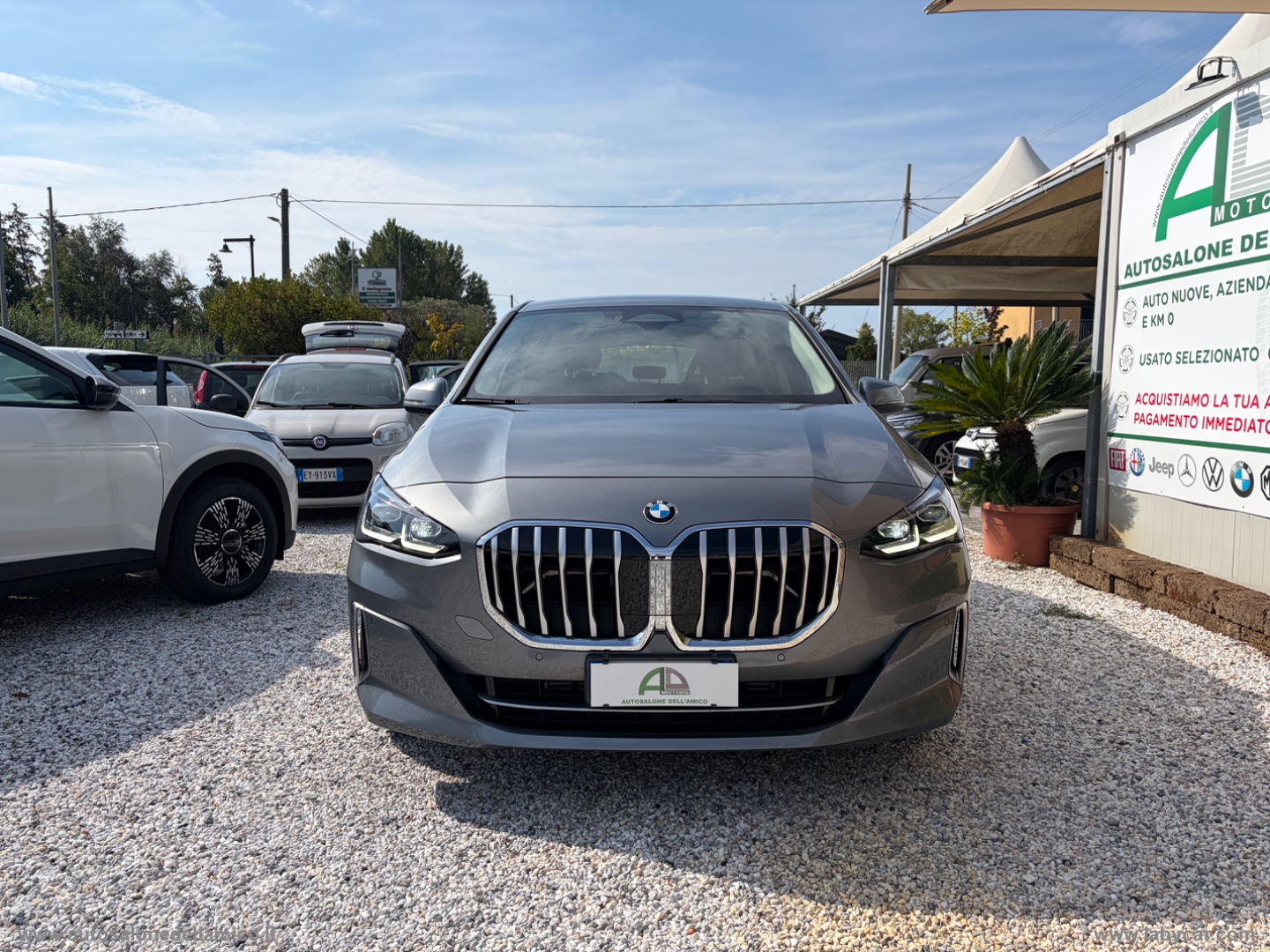 220i 48V Active Tourer Luxury - immagine 2
