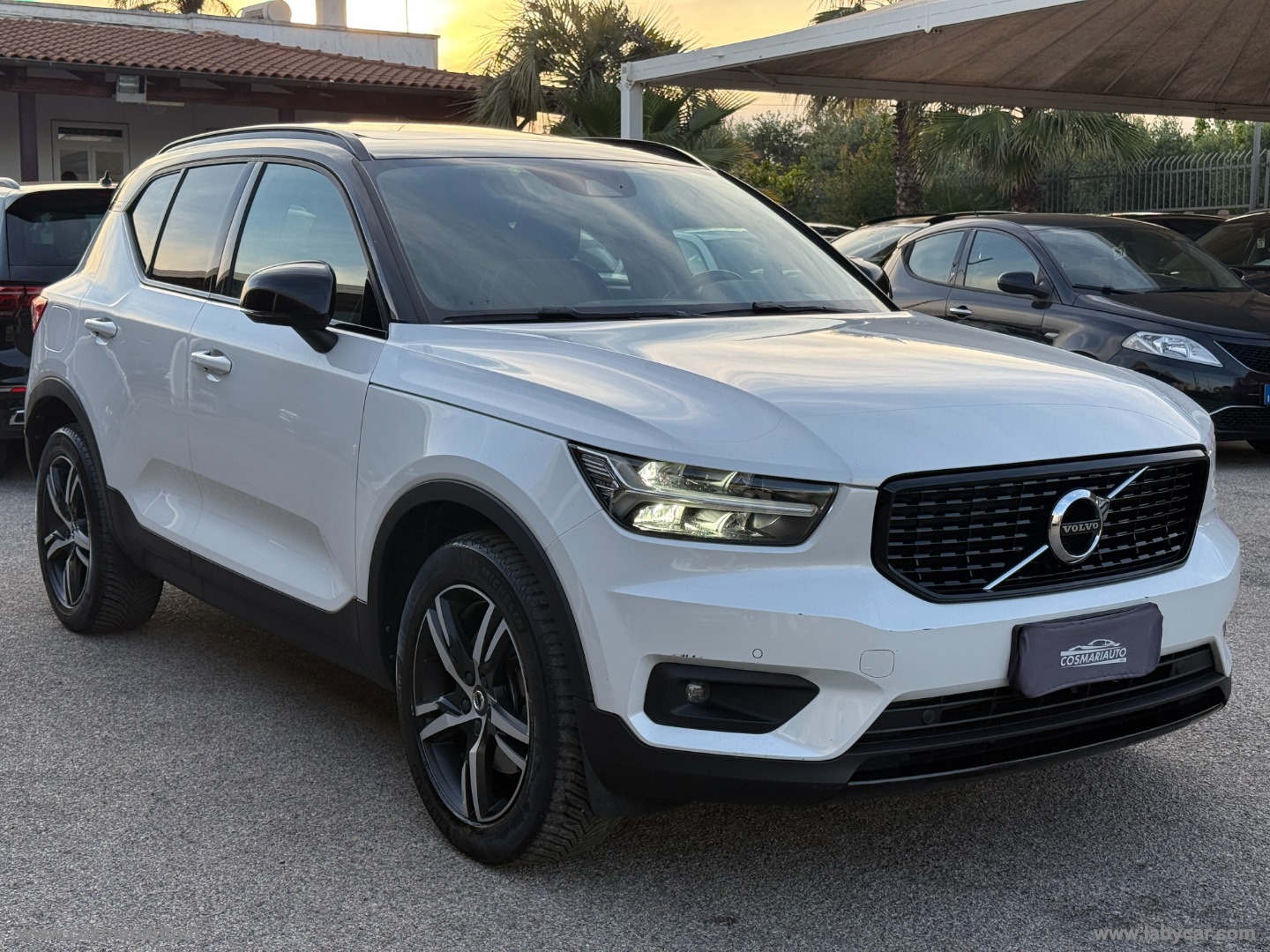 XC40 D3 AWD Geartronic R-design N1 TETTO/GANCIO - immagine 2