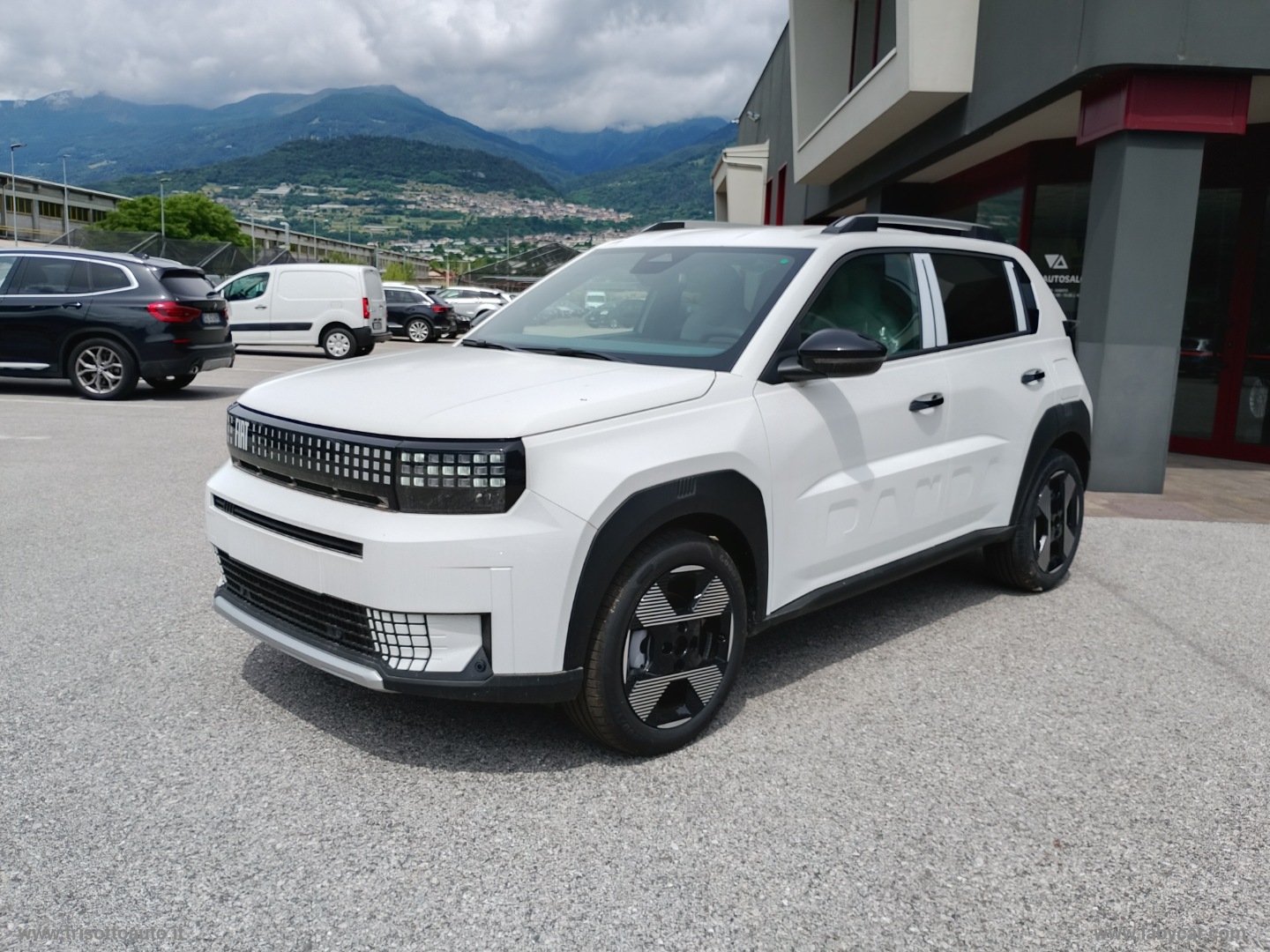 Grande Panda 1.2 Hybrid 110CV S&S La Prima VARI COLORI - immagine 2