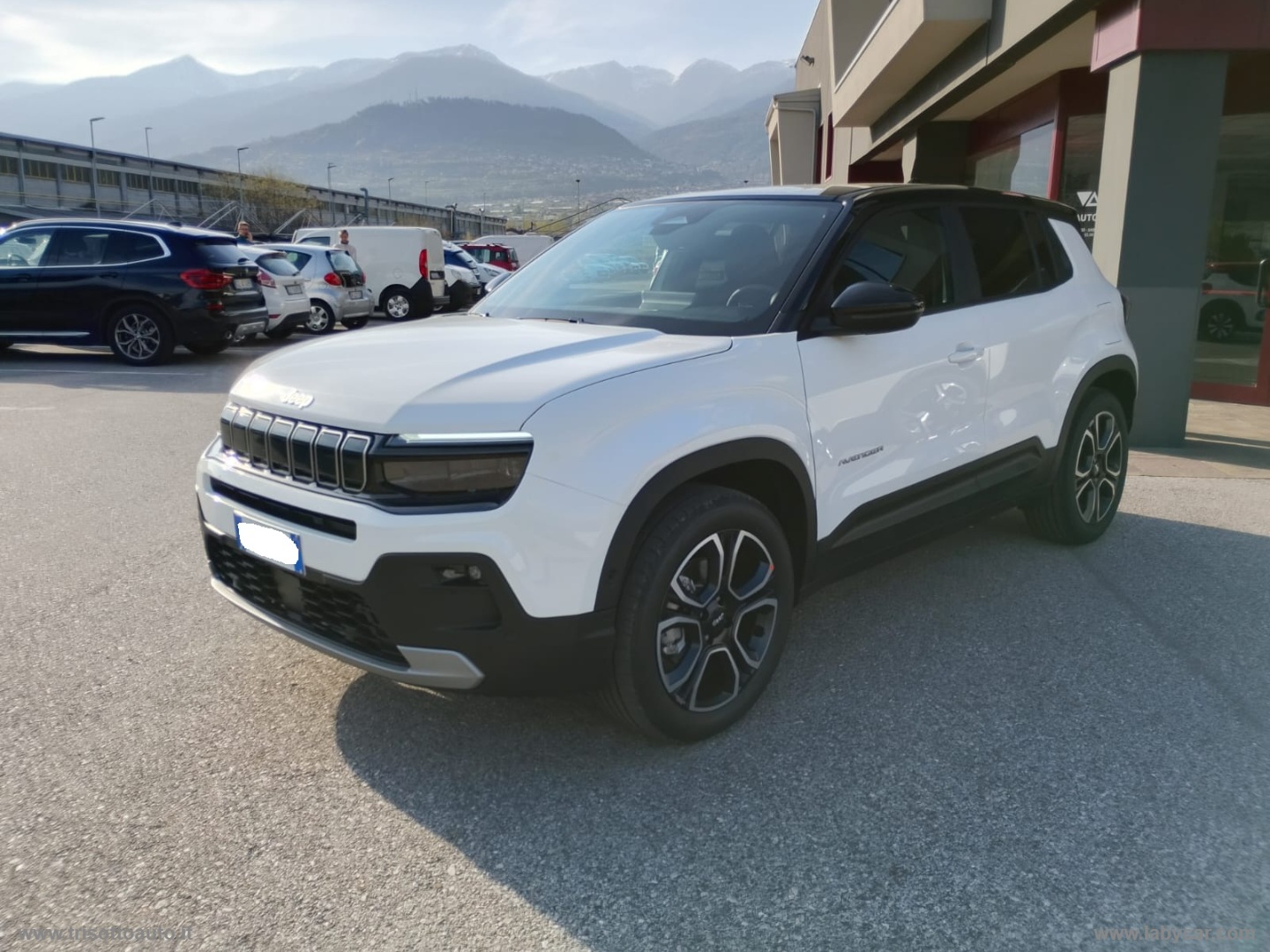 Avenger 1.2 Turbo 110CV MHEV Summit - immagine 2
