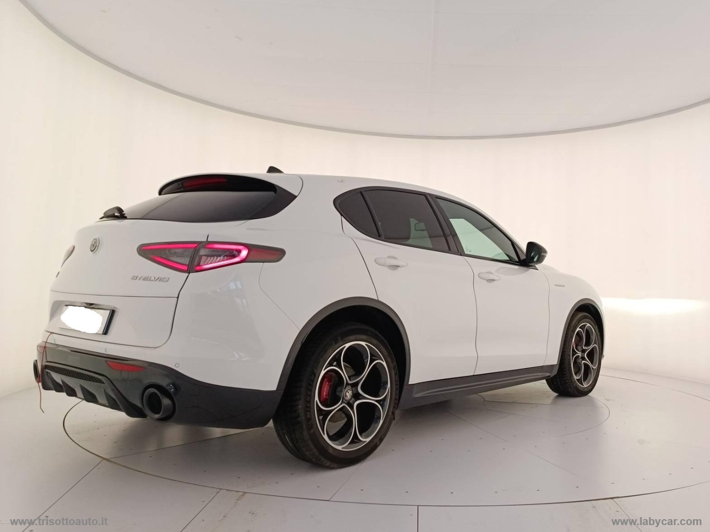 Stelvio 2.2 diesel 210CV AT8 Q4 Veloce - immagine 2