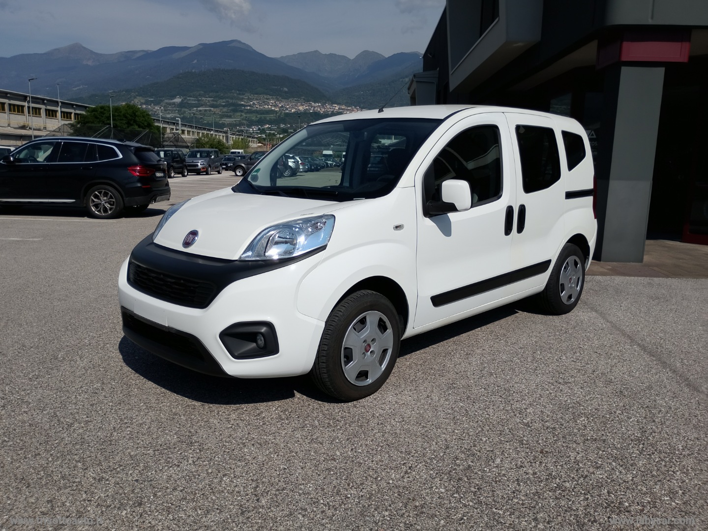 QUBO 1.4 77CV BZ Lounge - immagine 2