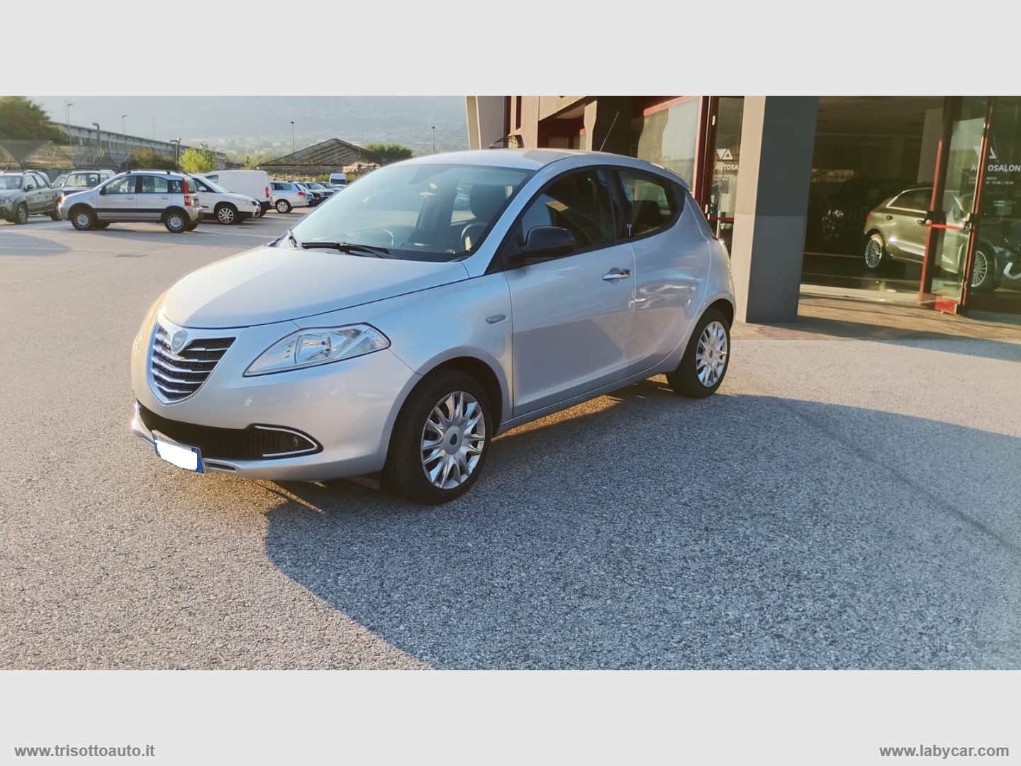 Ypsilon 1.2 69 CV 5p. - immagine 2