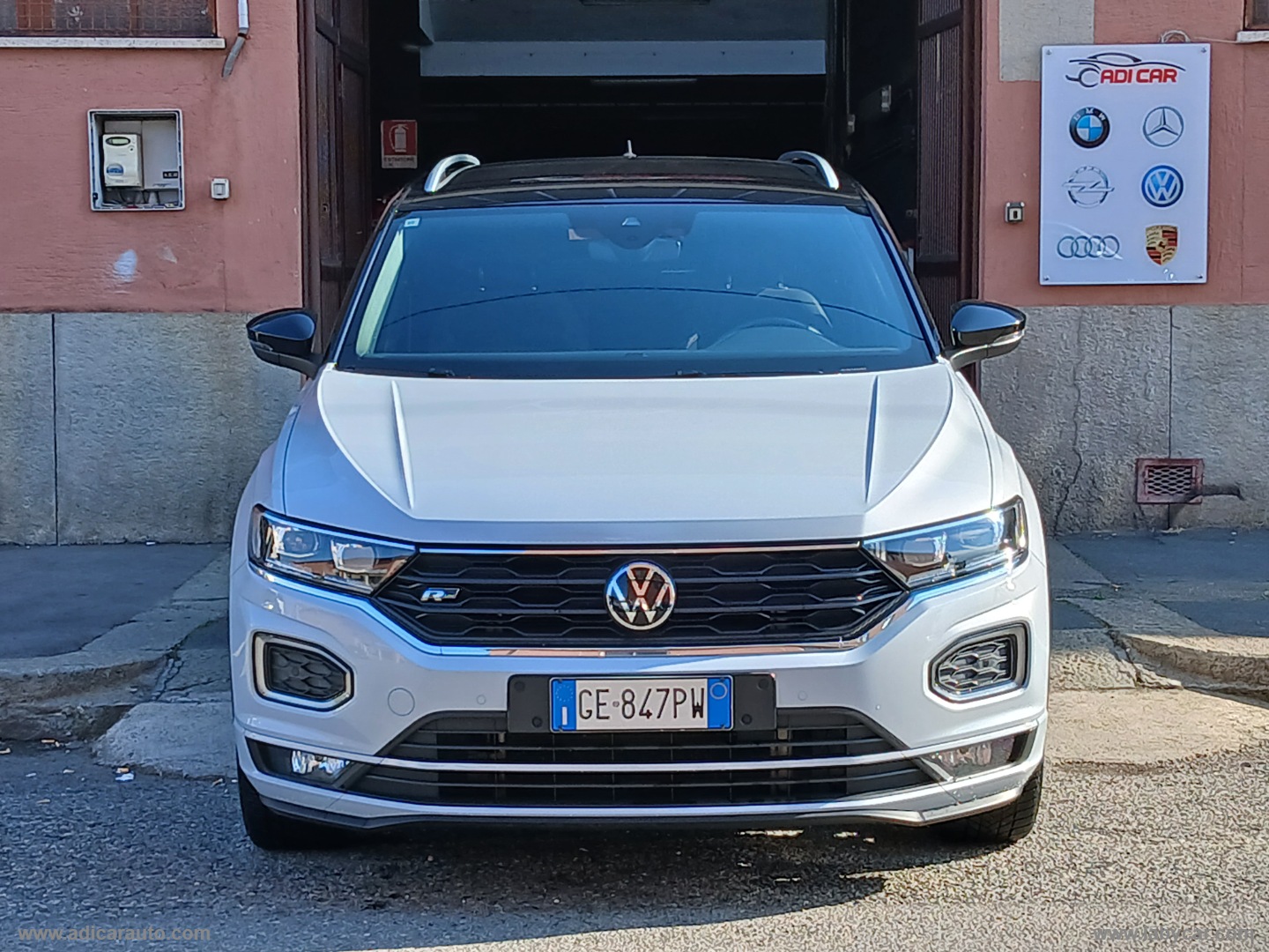 T-Roc 1.5 TSI ACT DSG R-Line - immagine 2