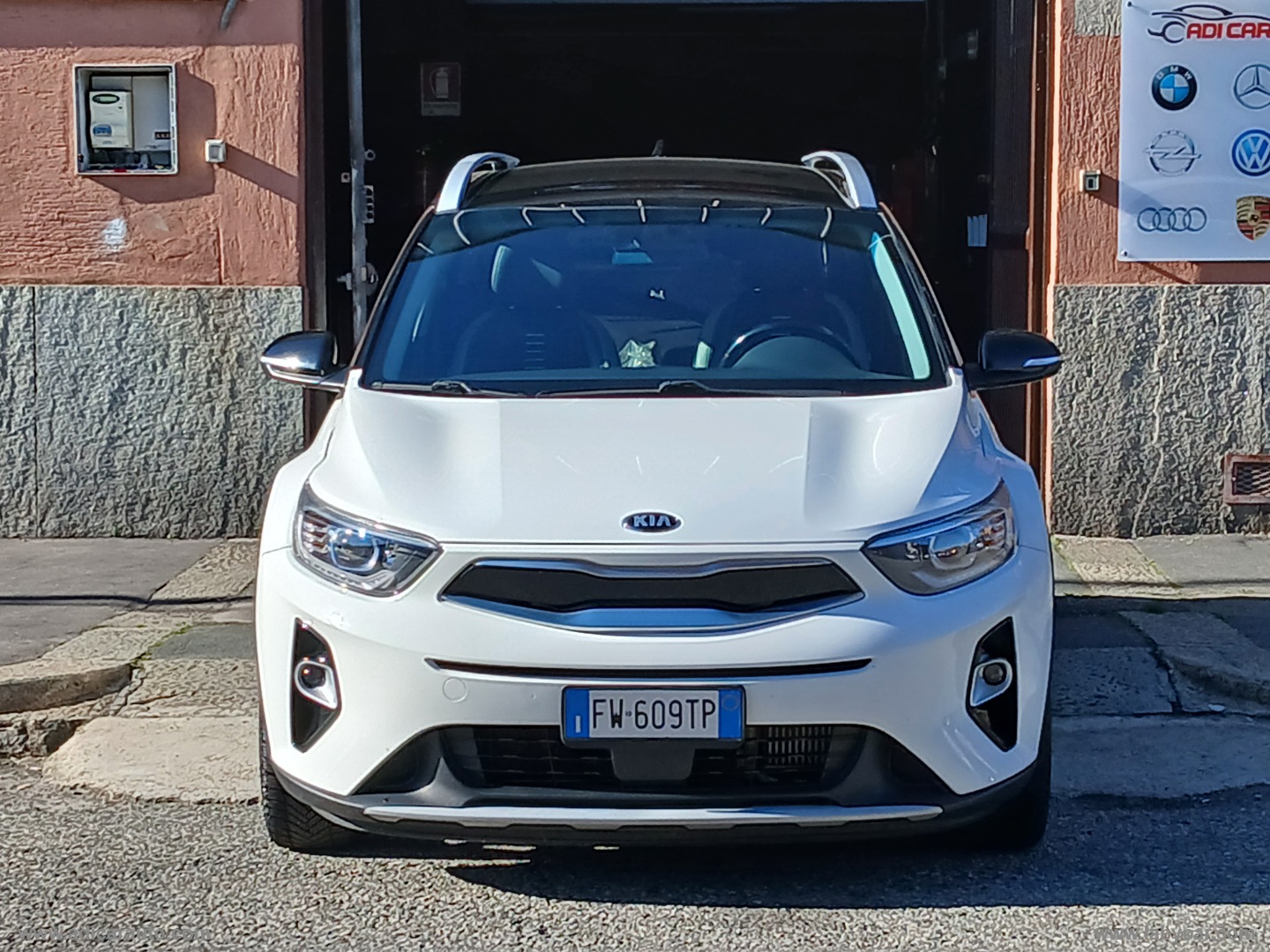 Stonic 1.6 CRDi 115 CV - immagine 2