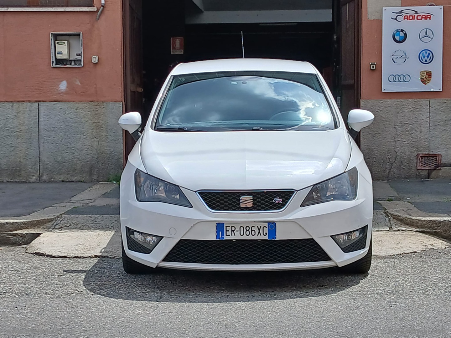 Ibiza 2.0 TDI CR 3p. FR - immagine 2