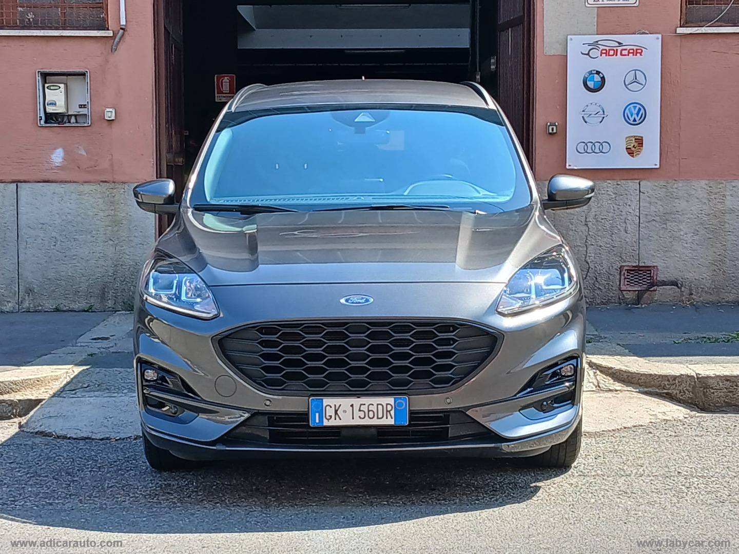 Kuga 1.5 EcoBlue 120 CV 2WD ST-Line - immagine 2