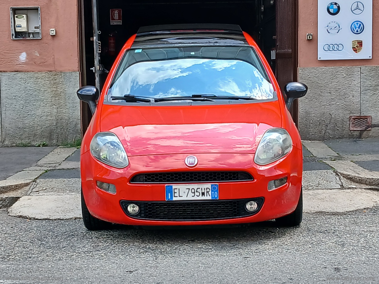 Punto 0.9 Turbo S&S 5p. - immagine 2
