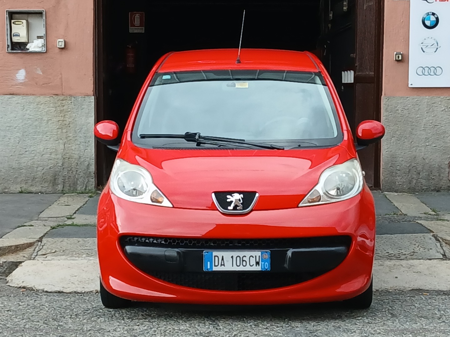 107 1.0 68 CV 5p. Plaisir 2Tronic - immagine 2