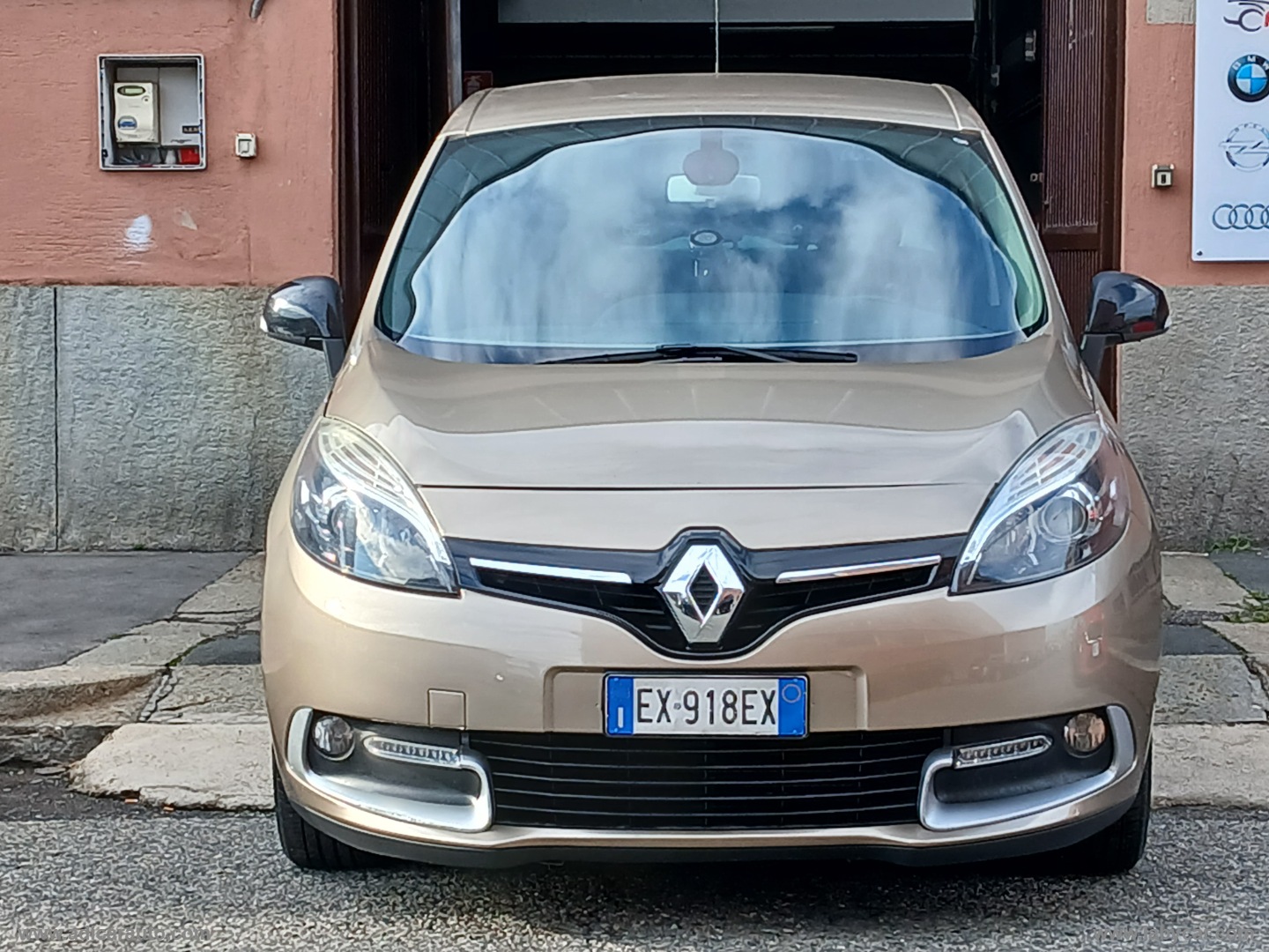 Scénic XMod 1.5 dCi 110 CV Limited - immagine 2