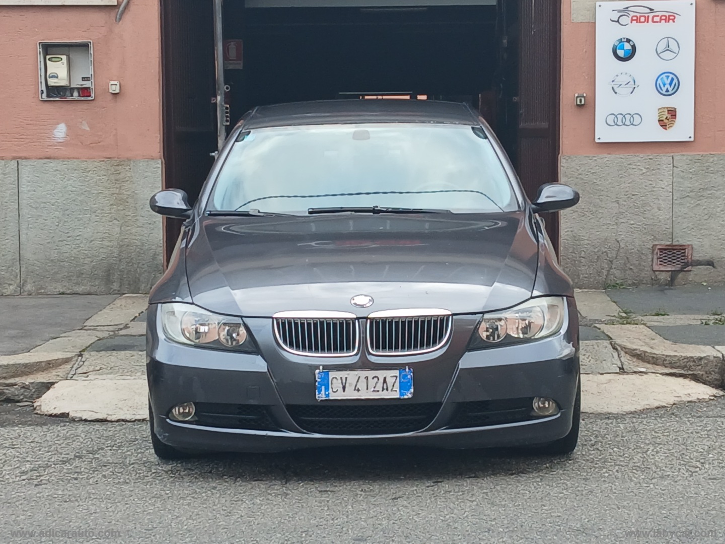 320i - immagine 2