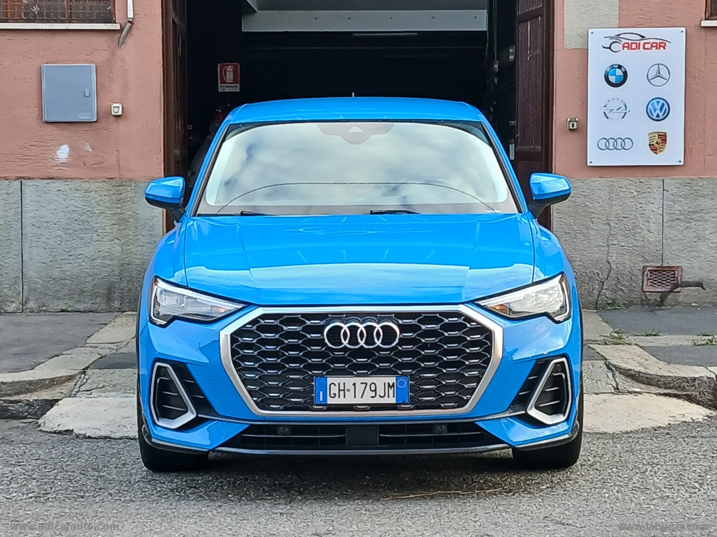 Q3 SPB 35 TDI S tronic S line edition - immagine 2