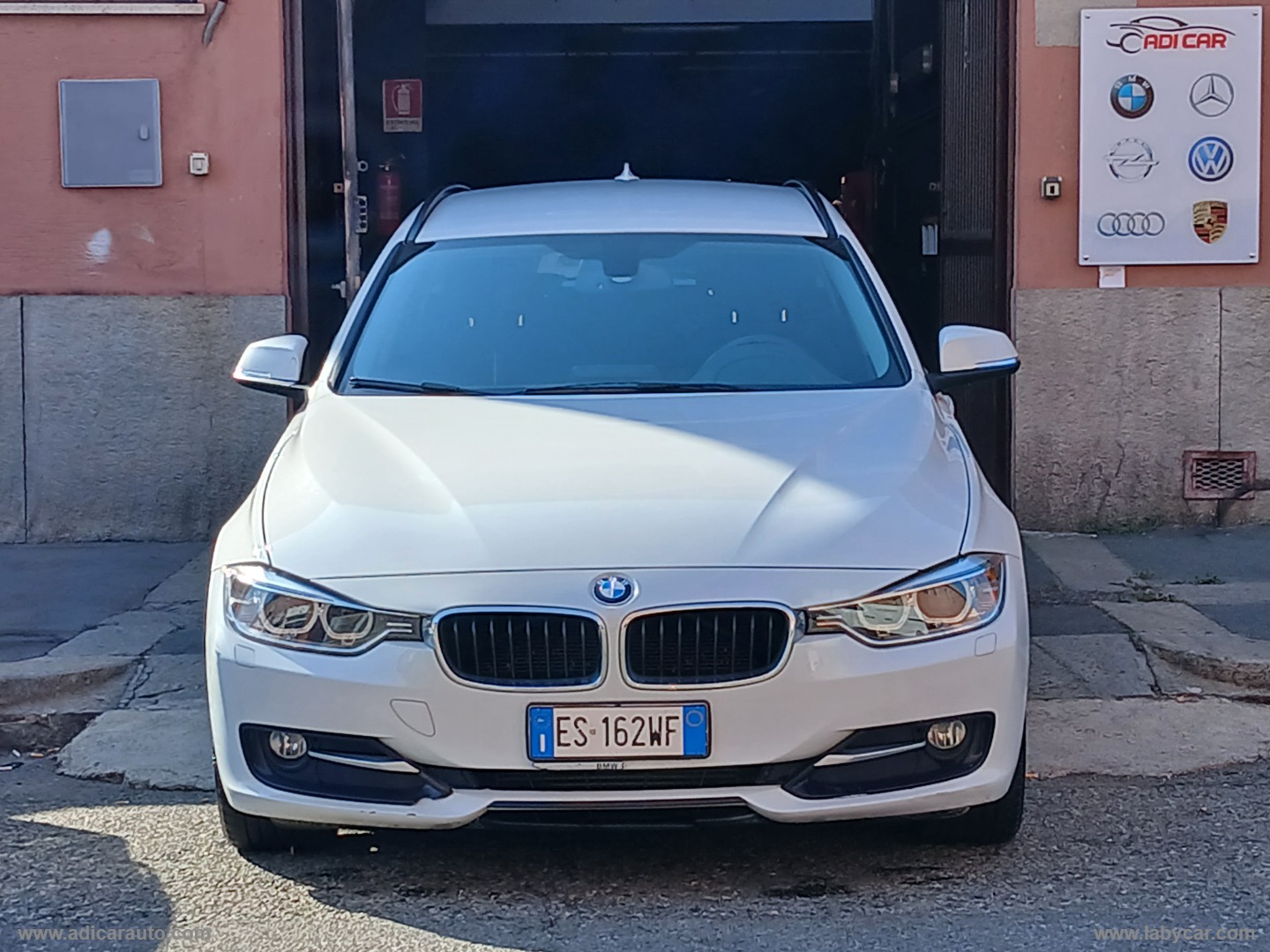 318d xDrive Touring Sport - immagine 2