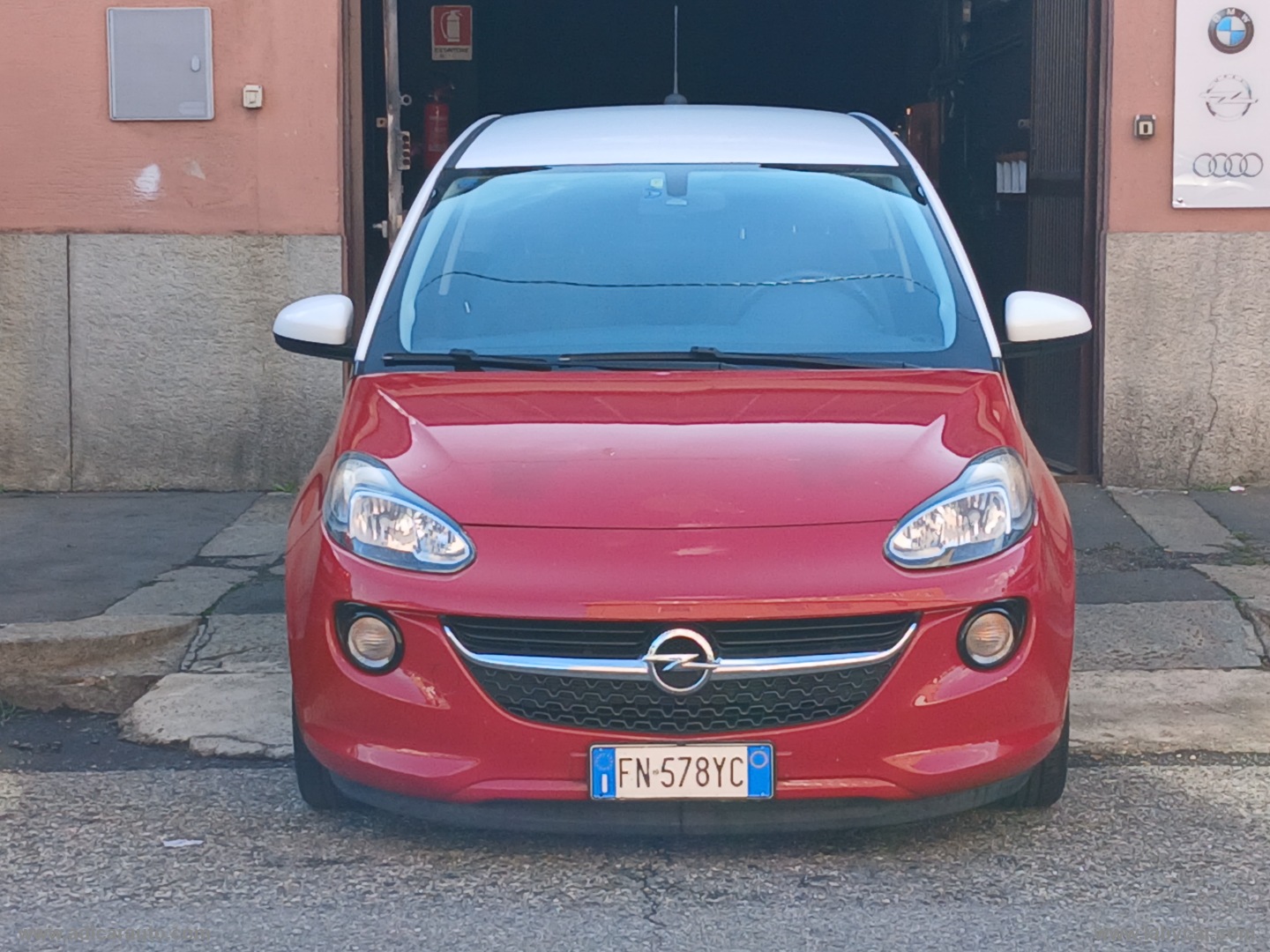 Adam 1.4 87 CV GPL Tech Glam - immagine 2