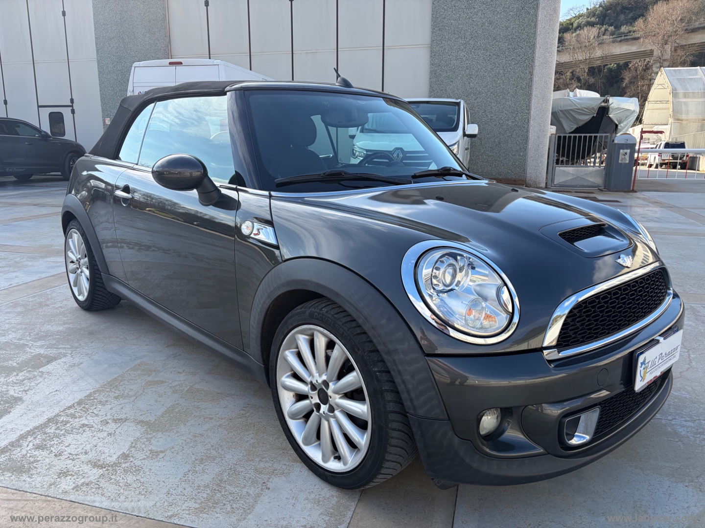 Mini Cooper SD Cabrio - immagine 2
