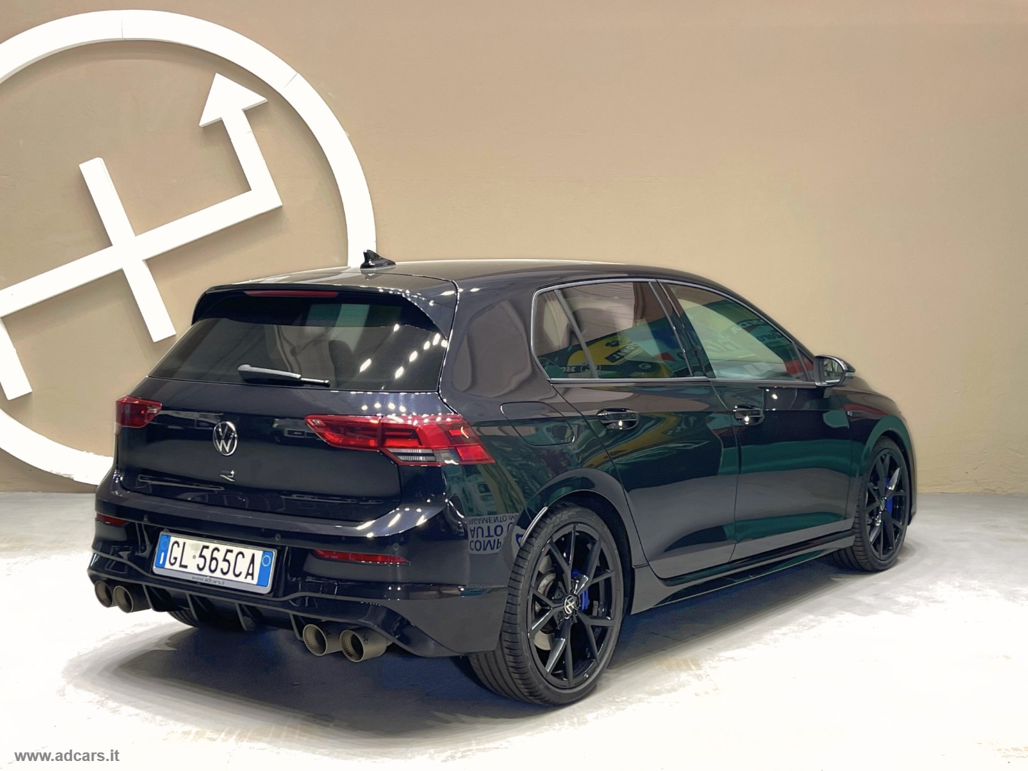 Golf R 2.0 TSI DSG 4Motion *AKRAPOVIC*TETTO*PELLE*ESTORIL*IQ LIGHT - immagine 2