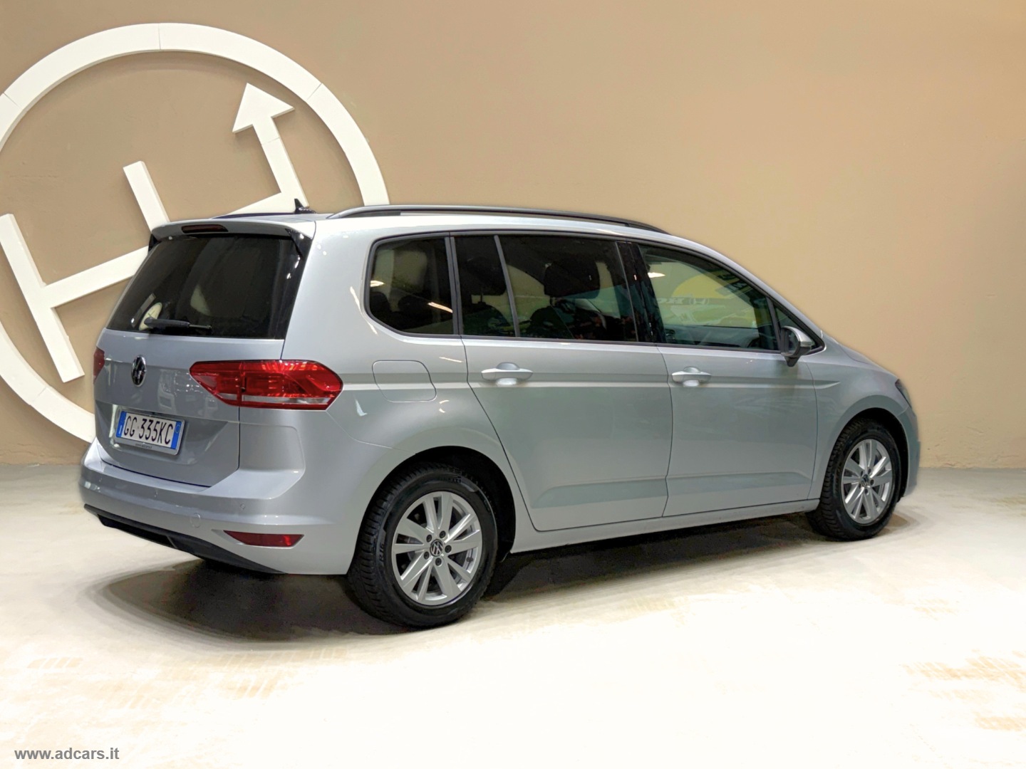 Touran 2.0 TDI 150 CV Business BMT *7 POSTI* - immagine 2