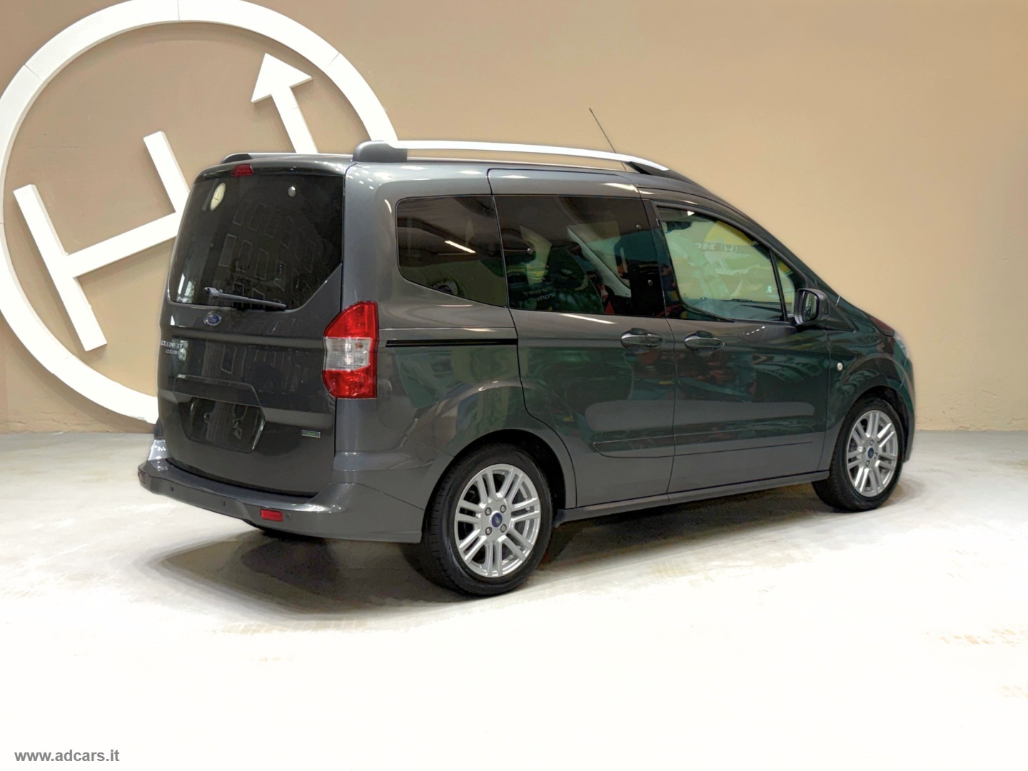 Tourneo Connect 1.0 EcoBoost Plus *5 POSTI*DOPPIA PORTA*VETRI SCURI* - immagine 2
