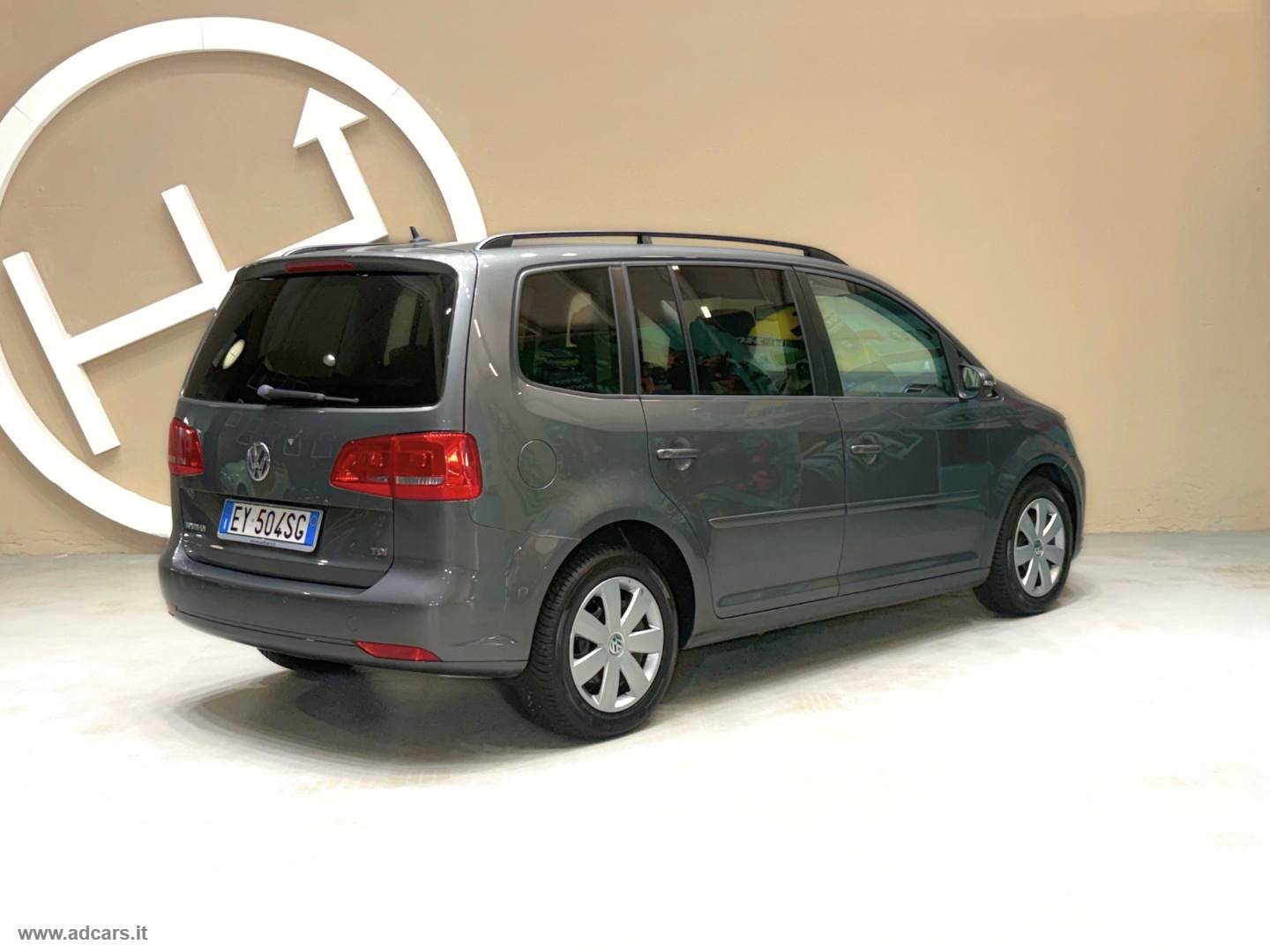 Touran Business 1.6 TDI Comfortline BMT *7 POSTI* - immagine 2