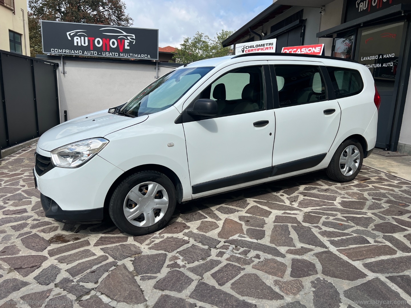 Lodgy 1.6 8V 85 CV 5 posti Lauréate BENZINA PREZZO REALE - immagine 2