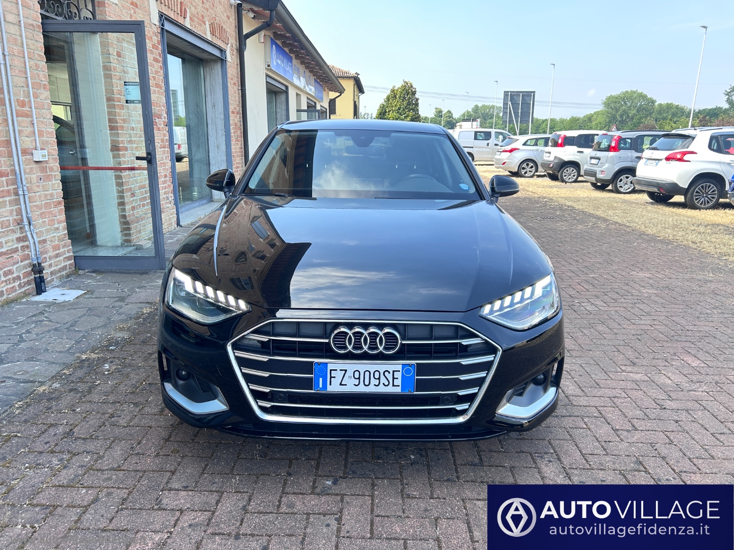 A4 30 TDI/136CV S tronic S line edition - immagine 2