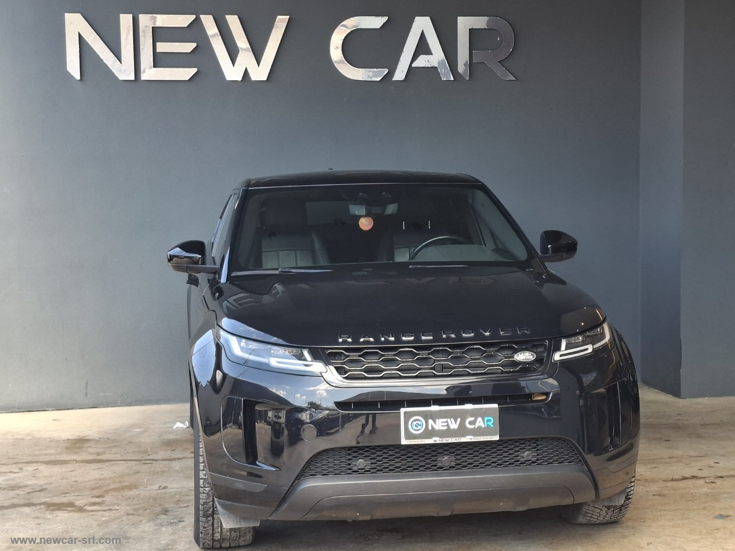 RR Evoque 2.0D L.Flw 150 AWD Auto S - immagine 2