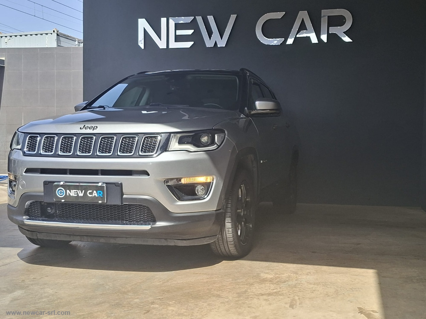 Compass 2.0 Mjt II aut. 4WD Limited - immagine 2