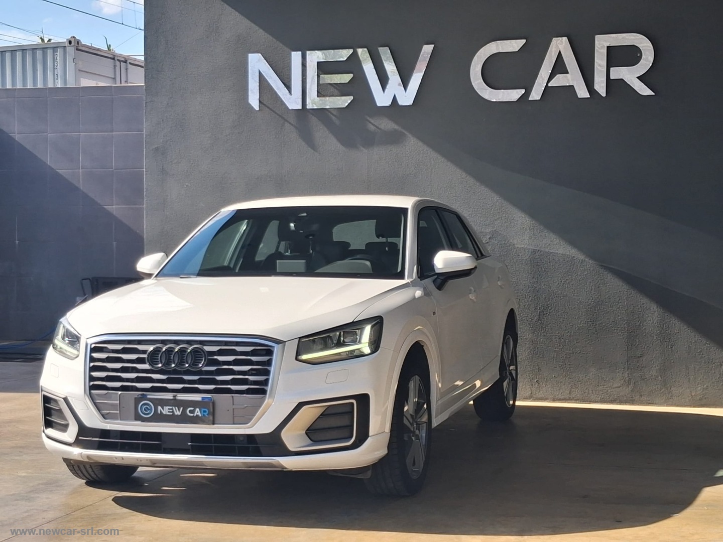 Q2 1.4 TFSI COD S tronic Business - immagine 2