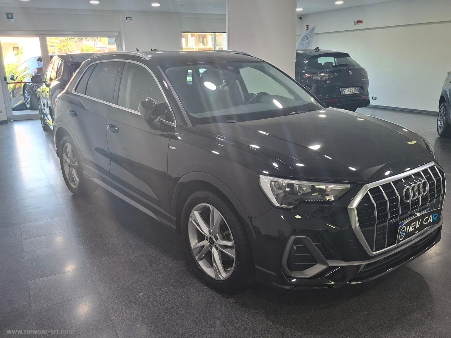 Q3 2.0 TDI 150CV S tronic S line Edition - immagine 2