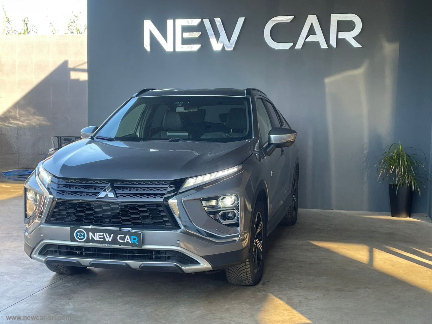 Eclipse Cross 2.4 4WD PHEV Instyle SDA - immagine 2