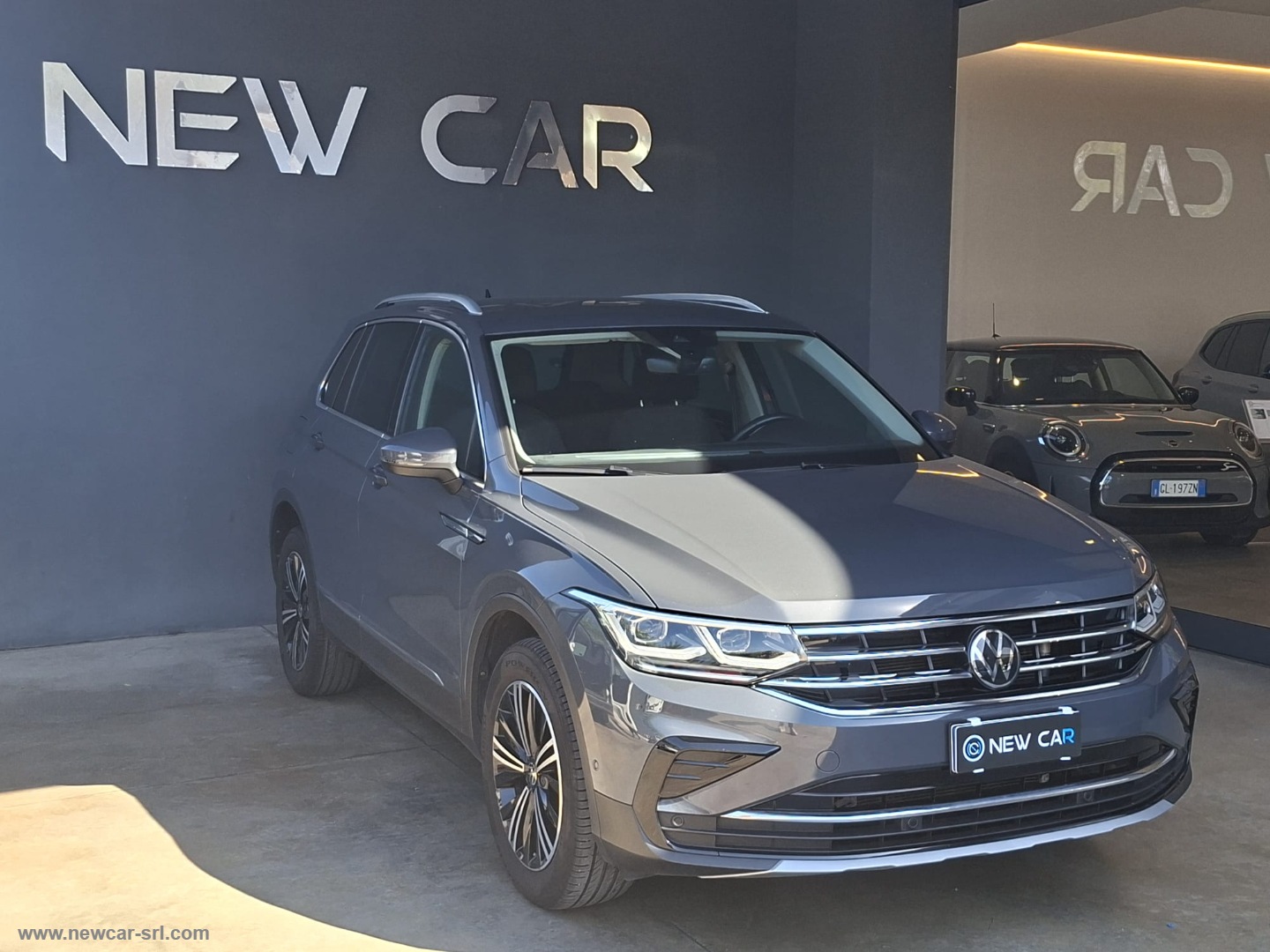 Tiguan 2.0 TDI 150CV SCR DSG 4MOT. Eleg. - immagine 2