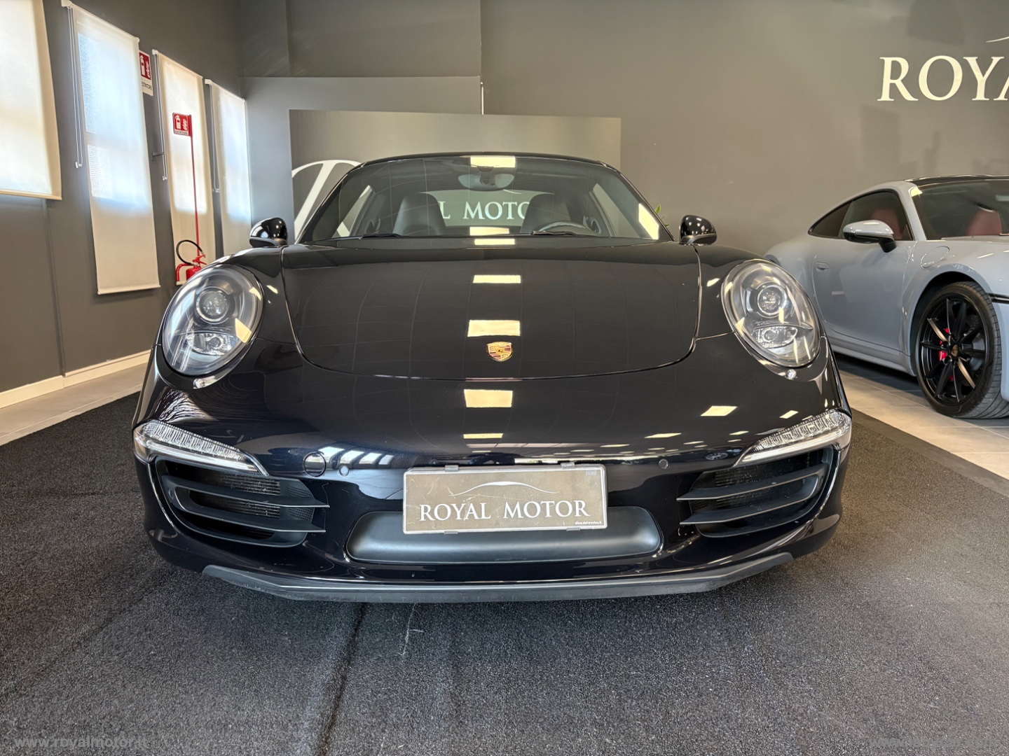 911 3.8 Carrera 4S Coupé GARANZIA UFFICIALE PORSCHE 01-2027 - immagine 2