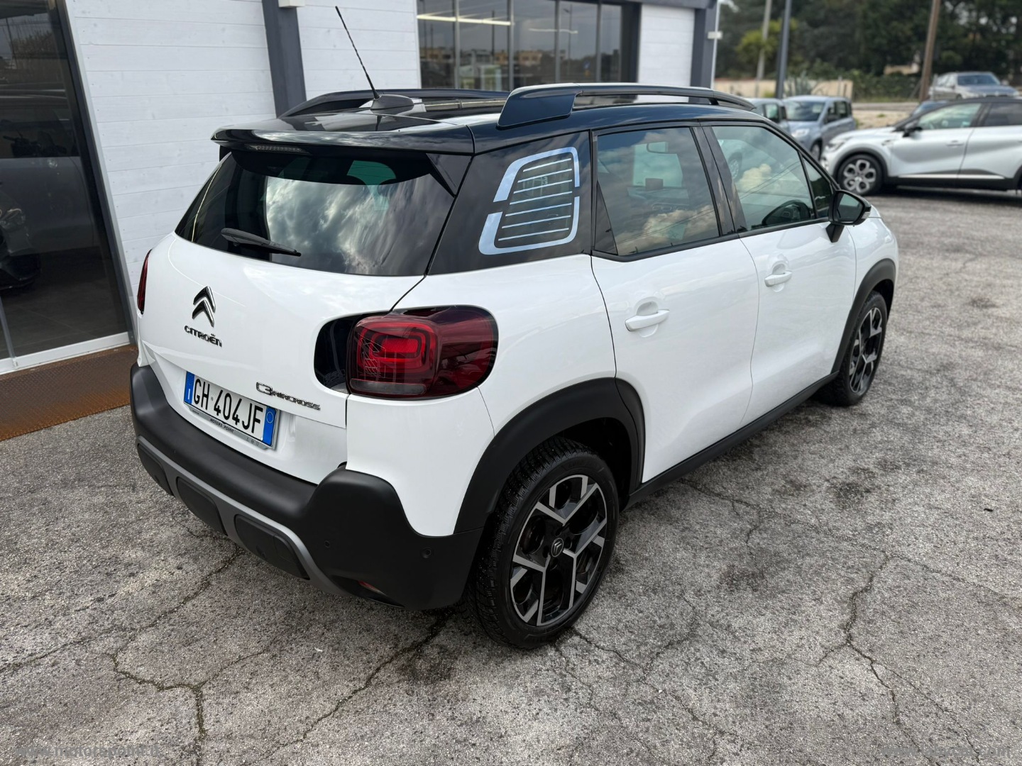 C3 Aircross BlueHDi 120 S&S EAT6 Shine - immagine 2